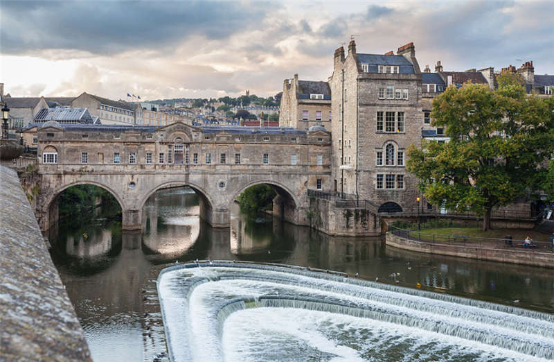 5 Days UK Cultural Experience Tours London Windsor Wiltshire Bath Cotswolds AONB Bicester